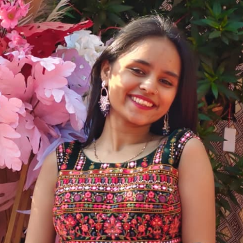 KALSARIYA DHRUVI - UI/UX Designer